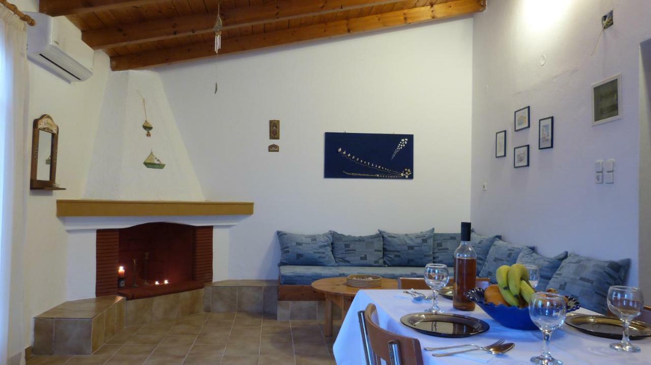 Villa Theathina Kalamaki  Esterno foto